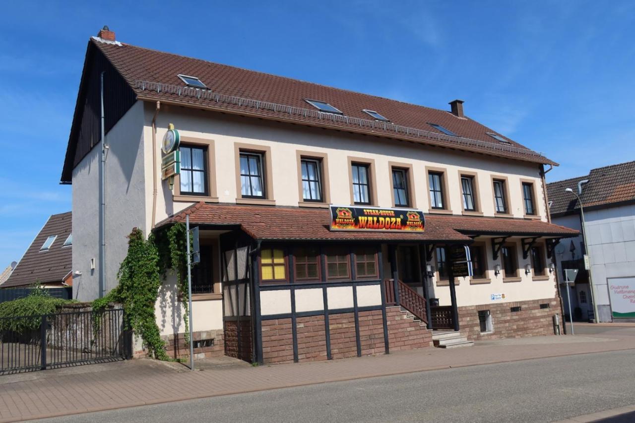 Hotel Waldoza Waldmohr ภายนอก รูปภาพ